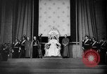 Immagine di Papa Pio XII benedice le truppe britanniche Roma Italia, 1944, secondo 62 filmato di repertorio 65675053883