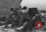 Standbild Bombenexplosionen SAINT MALO FRANKREICH, 1944, aus Sekunde 22 historischem Filmmaterial Videoclip 65675053895