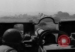 Standbild Bombenexplosionen SAINT MALO FRANKREICH, 1944, aus Sekunde 26 historischem Filmmaterial Videoclip 65675053895