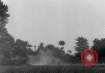 Standbild Bombenexplosionen SAINT MALO FRANKREICH, 1944, aus Sekunde 40 historischem Filmmaterial Videoclip 65675053895
