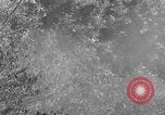 Standbild Bombenexplosionen SAINT MALO FRANKREICH, 1944, aus Sekunde 48 historischem Filmmaterial Videoclip 65675053895
