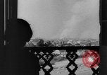 Standbild Bombenexplosionen SAINT MALO FRANKREICH, 1944, aus Sekunde 16 historischem Filmmaterial Videoclip 65675053896