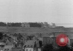 Standbild Bombenexplosionen SAINT MALO FRANKREICH, 1944, aus Sekunde 57 historischem Filmmaterial Videoclip 65675053896