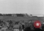Standbild Bombenexplosionen SAINT MALO FRANKREICH, 1944, aus Sekunde 62 historischem Filmmaterial Videoclip 65675053896