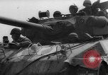 Standbild USA Soldaten SAINT MALO FRANKREICH, 1944, aus Sekunde 12 historischem Filmmaterial Videoclip 65675053897