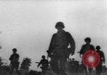 Standbild USA Soldaten SAINT MALO FRANKREICH, 1944, aus Sekunde 13 historischem Filmmaterial Videoclip 65675053897