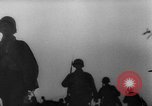Standbild USA Soldaten SAINT MALO FRANKREICH, 1944, aus Sekunde 21 historischem Filmmaterial Videoclip 65675053897