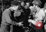 Immagine di Soldati statunitensi Saint Malo Francia, 1944, secondo 19 filmato di repertorio 65675053898