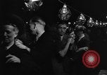 Immagine di Intrattenimento Monaco di Baviera Germania, 1947, secondo 13 filmato di repertorio 65675053907