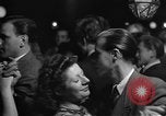 Immagine di Intrattenimento Monaco di Baviera Germania, 1947, secondo 23 filmato di repertorio 65675053907