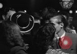 Immagine di Intrattenimento Monaco di Baviera Germania, 1947, secondo 30 filmato di repertorio 65675053907