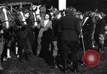 Standbild Reiten Akademie München Deutschland, 1947, aus Sekunde 8 historischem Filmmaterial Videoclip 65675053909