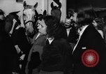 Standbild Reiten Akademie München Deutschland, 1947, aus Sekunde 18 historischem Filmmaterial Videoclip 65675053909