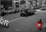 Standbild Krieg Parade New York City USA, 1942, aus Sekunde 9 historischem Filmmaterial Videoclip 65675053917