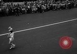 Standbild Krieg Parade New York City USA, 1942, aus Sekunde 27 historischem Filmmaterial Videoclip 65675053917