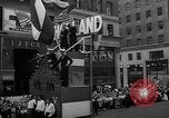 Standbild Krieg Parade New York City USA, 1942, aus Sekunde 36 historischem Filmmaterial Videoclip 65675053917