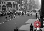 Standbild Krieg Parade New York City USA, 1942, aus Sekunde 42 historischem Filmmaterial Videoclip 65675053917