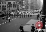 Standbild Krieg Parade New York City USA, 1942, aus Sekunde 45 historischem Filmmaterial Videoclip 65675053917