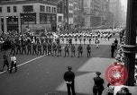 Standbild Krieg Parade New York City USA, 1942, aus Sekunde 47 historischem Filmmaterial Videoclip 65675053917