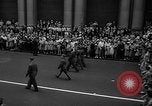 Standbild Krieg Parade New York City USA, 1942, aus Sekunde 56 historischem Filmmaterial Videoclip 65675053917