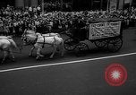 Standbild Krieg Parade New York City USA, 1942, aus Sekunde 59 historischem Filmmaterial Videoclip 65675053917