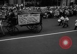 Standbild Krieg Parade New York City USA, 1942, aus Sekunde 62 historischem Filmmaterial Videoclip 65675053917