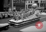 Standbild Krieg Parade New York City USA, 1942, aus Sekunde 5 historischem Filmmaterial Videoclip 65675053918