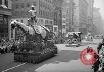 Standbild Krieg Parade New York City USA, 1942, aus Sekunde 18 historischem Filmmaterial Videoclip 65675053918