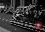 Standbild Krieg Parade New York City USA, 1942, aus Sekunde 20 historischem Filmmaterial Videoclip 65675053918