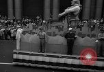 Standbild Krieg Parade New York City USA, 1942, aus Sekunde 28 historischem Filmmaterial Videoclip 65675053918