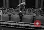 Standbild Krieg Parade New York City USA, 1942, aus Sekunde 29 historischem Filmmaterial Videoclip 65675053918