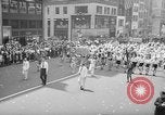 Standbild Krieg Parade New York City USA, 1942, aus Sekunde 39 historischem Filmmaterial Videoclip 65675053918
