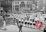 Standbild Krieg Parade New York City USA, 1942, aus Sekunde 46 historischem Filmmaterial Videoclip 65675053918