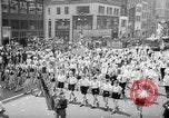 Standbild Krieg Parade New York City USA, 1942, aus Sekunde 47 historischem Filmmaterial Videoclip 65675053918