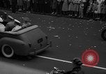 Standbild Krieg Parade New York City USA, 1942, aus Sekunde 18 historischem Filmmaterial Videoclip 65675053919