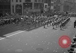 Standbild Krieg Parade New York City USA, 1942, aus Sekunde 20 historischem Filmmaterial Videoclip 65675053919