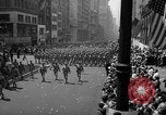 Standbild Krieg Parade New York City USA, 1942, aus Sekunde 36 historischem Filmmaterial Videoclip 65675053919