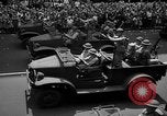 Standbild Krieg Parade New York City USA, 1942, aus Sekunde 44 historischem Filmmaterial Videoclip 65675053919