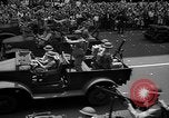 Standbild Krieg Parade New York City USA, 1942, aus Sekunde 45 historischem Filmmaterial Videoclip 65675053919