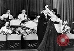 Immagine di I lavoratori stranieri Berlino Germania, 1943, secondo 20 filmato di repertorio 65675053930