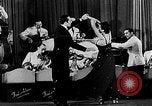 Immagine di I lavoratori stranieri Berlino Germania, 1943, secondo 24 filmato di repertorio 65675053930