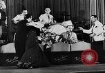 Immagine di I lavoratori stranieri Berlino Germania, 1943, secondo 29 filmato di repertorio 65675053930