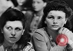 Immagine di I lavoratori stranieri Berlino Germania, 1943, secondo 36 filmato di repertorio 65675053930