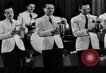 Immagine di I lavoratori stranieri Berlino Germania, 1943, secondo 59 filmato di repertorio 65675053930