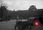 Immagine di Dipinti restituiti al museo del Louvre dopo la seconda guerra mondiale Parigi Francia, 1946, secondo 26 filmato di repertorio 65675053943