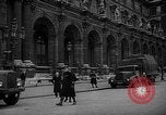 Immagine di Dipinti restituiti al museo del Louvre dopo la seconda guerra mondiale Parigi Francia, 1946, secondo 32 filmato di repertorio 65675053943