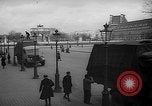 Immagine di Dipinti restituiti al museo del Louvre dopo la seconda guerra mondiale Parigi Francia, 1946, secondo 45 filmato di repertorio 65675053943