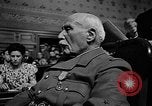 Image Philippe PETAIN Paris France, 1946, de la seconde 25 séquences d'archives historiques vidéo 65675053950