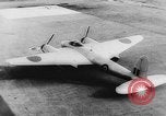 Image de Havilland DH 98 bombardiers Mosquito Canada, 1942, de la seconde 9 séquences d'archives historiques vidéo 65675053953