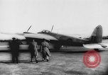 Image de Havilland DH 98 bombardiers Mosquito Canada, 1942, de la seconde 12 séquences d'archives historiques vidéo 65675053953